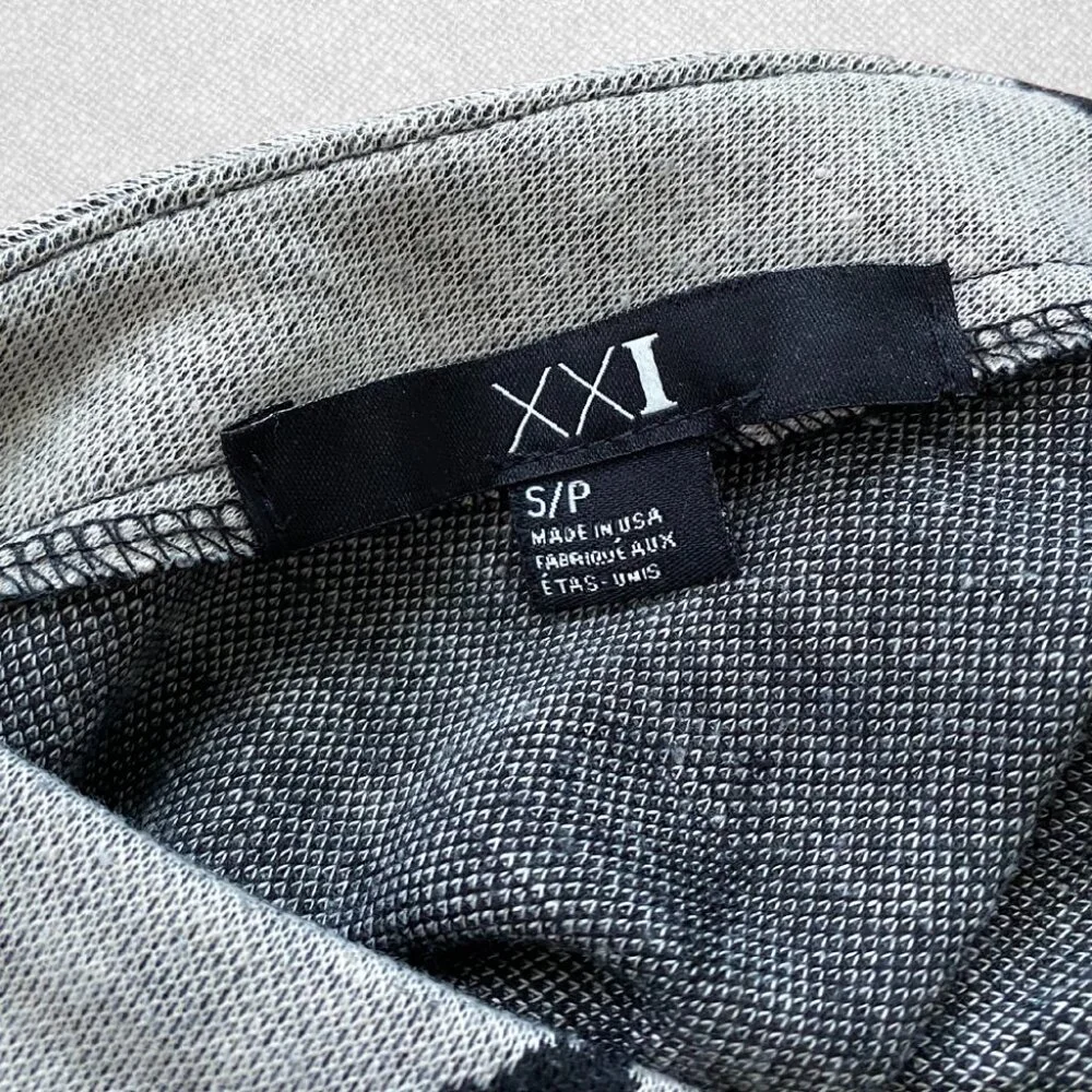 Forever 21 Gray Black Geometric Mini Dress Round Neck Elasticated Waist Size S - Picture 7 of 8